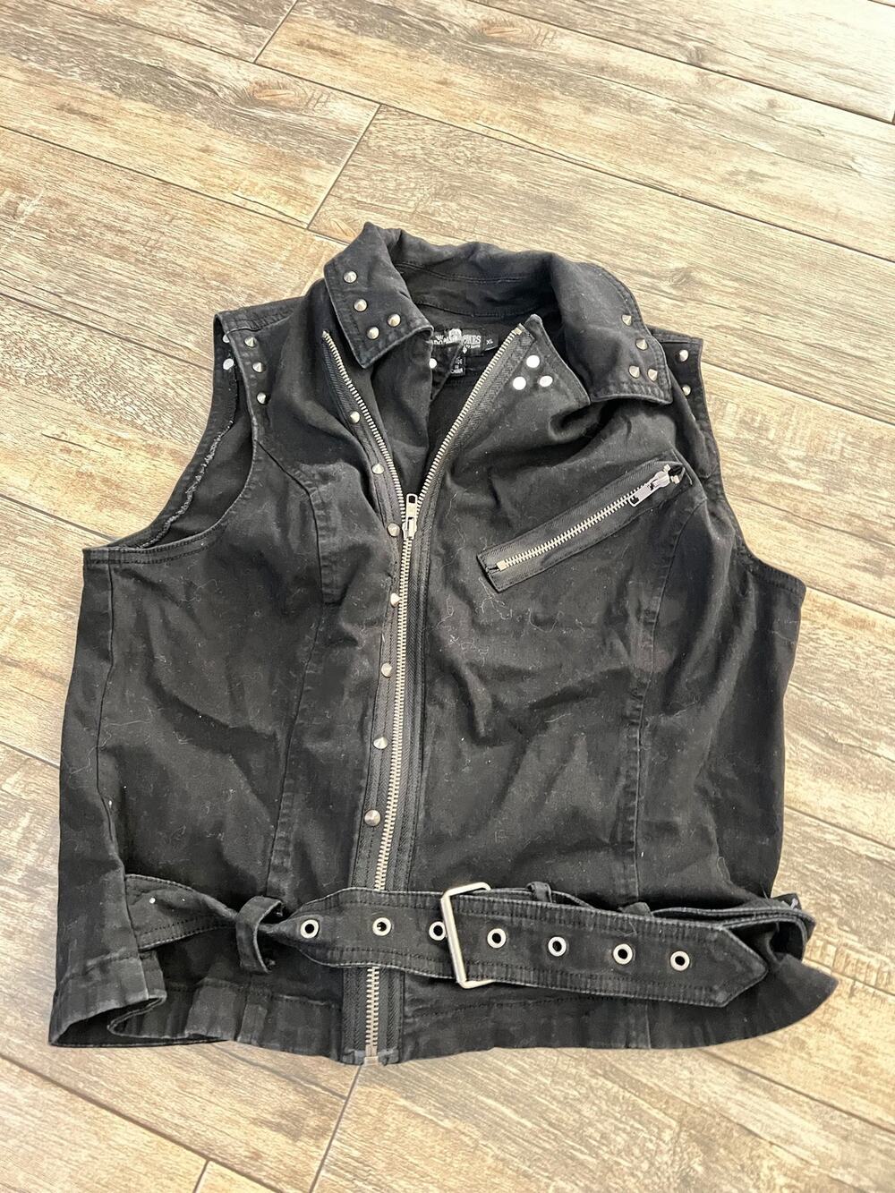 Royal Bones by Daang Vests Size XL Black Goodman Studded Moto Fornt Open Zip